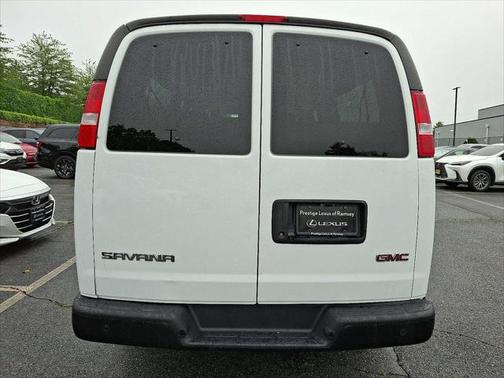 2022 GMC Savana 3500 RWD 3500 Extended Wheelbase LS