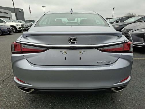 2023 Lexus ES 350 FWD