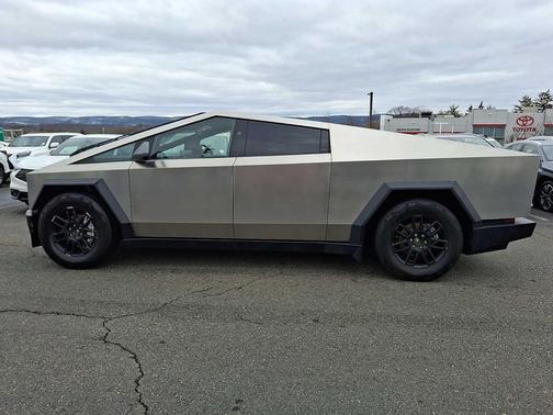 2025 Tesla Cybertruck All-Wheel Drive