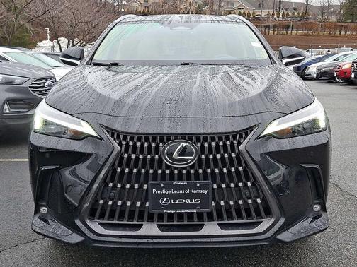 2023 Lexus NX 350h Premium