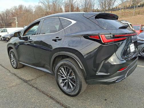 2024 Lexus NX 350h Premium