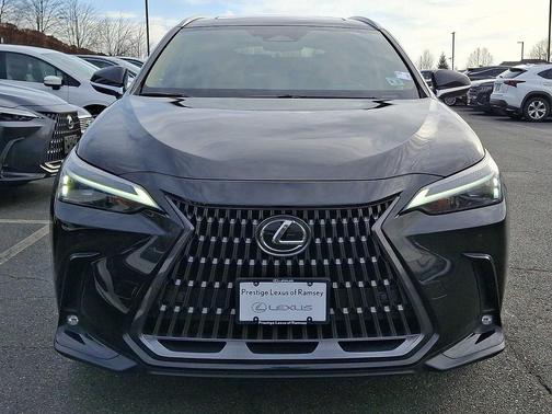 2024 Lexus NX 350h Premium