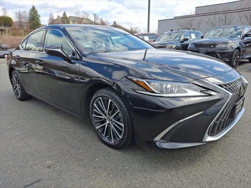 2022 Lexus ES 350 Base