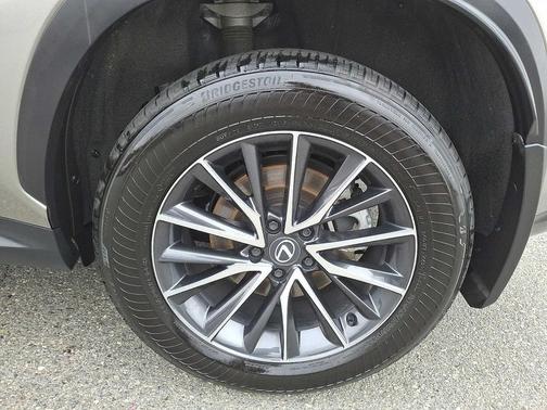 2024 Lexus NX 350h Premium