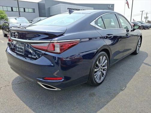 2021 Lexus ES 350 Base