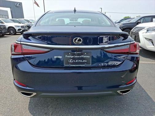 2021 Lexus ES 350 Base