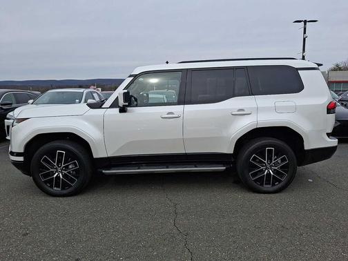 Eminent White Pearl 2025 Lexus GX 550 Premium+