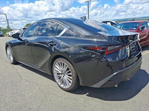 2023 Lexus IS 300 Base