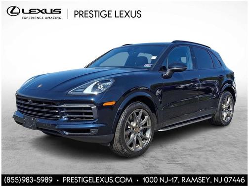 Moonlight Blue Metallic 2019 Porsche Cayenne S