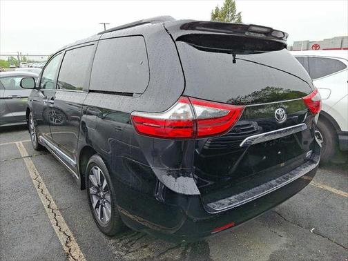 2020 Toyota Sienna Limited Premium