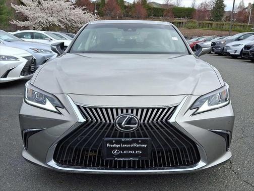 2019 Lexus ES 350 Base