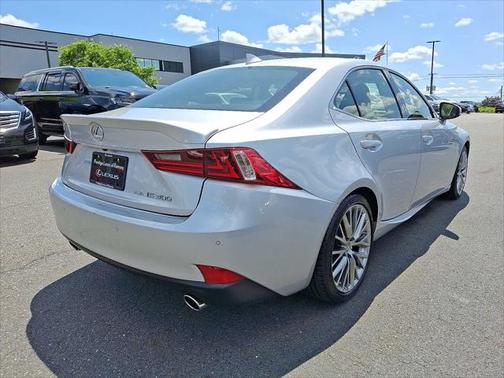 2016 Lexus IS 300 Base