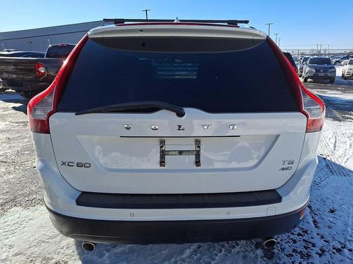 2012 Volvo XC60 AWD 4dr