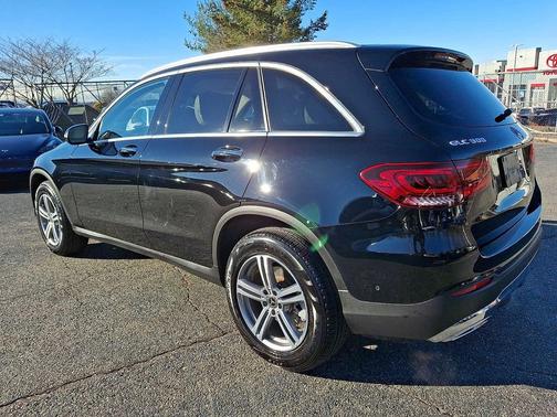 2021 Mercedes-Benz GLC 300 4MATIC