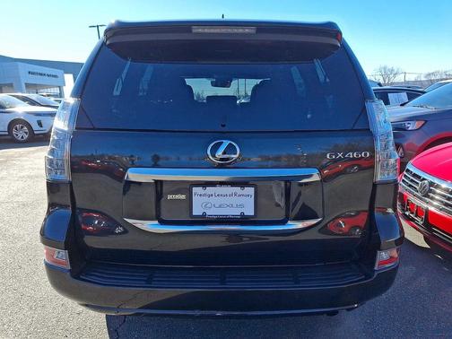 2023 Lexus GX 460 Premium