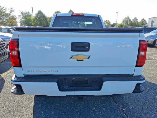 2018 Chevrolet Silverado 1500 Custom