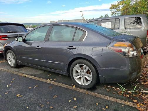 2010 Nissan Altima 3.5 SR