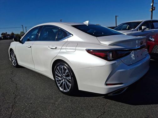 2020 Lexus ES 350 Base
