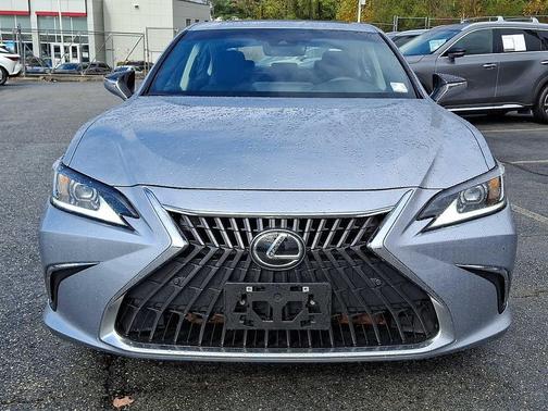 2023 Lexus ES 350 Base