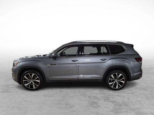 Platinum Gray Metallic 2024 Volkswagen Atlas 2.0T SEL Premium R-Line 4MOTION