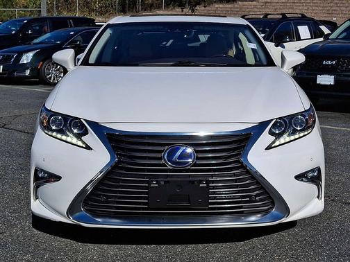 2017 Lexus ES 300h Base