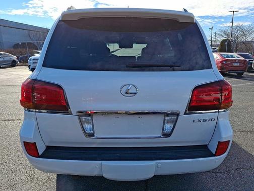 2011 Lexus LX 570 Base