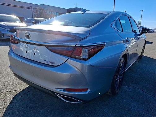 2025 Lexus ES 350 Base