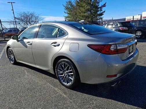 2018 Lexus ES 350 Base