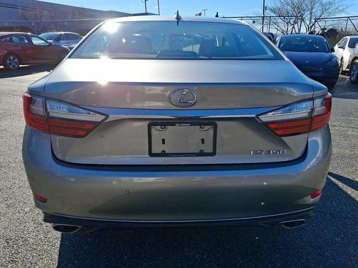 2018 Lexus ES 350 Base