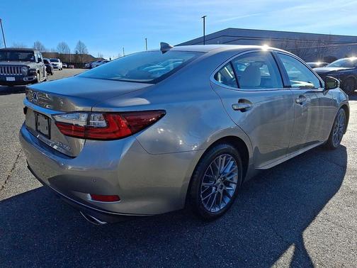 2018 Lexus ES 350 Base