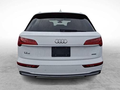 2021 Audi Q5 45 Premium