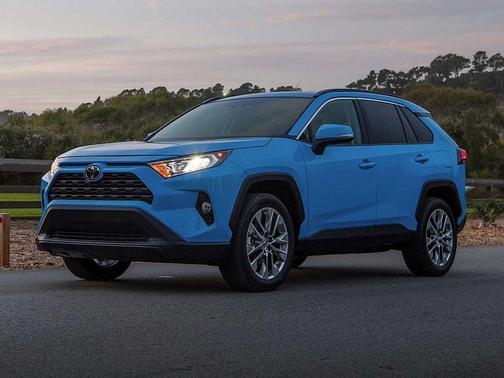 Midnight Black Metallic 2019 Toyota RAV4 XLE Premium