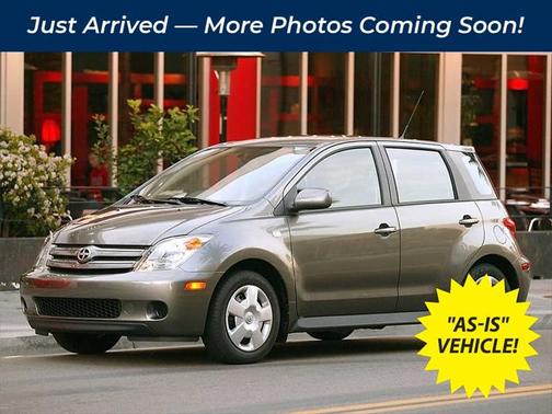 2005 Scion xA 4dr Sdn Manual