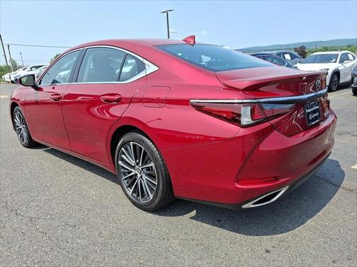 2022 Lexus ES 350 Base
