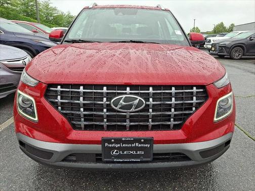 2022 Hyundai VENUE Limited
