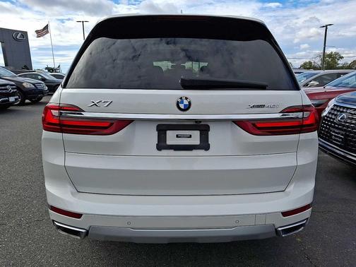 2021 BMW X7 xDrive40i
