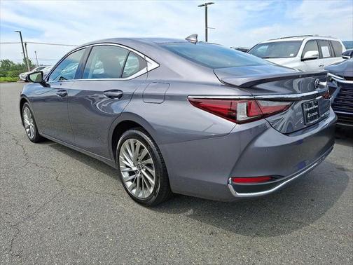 2021 Lexus ES 250 Base