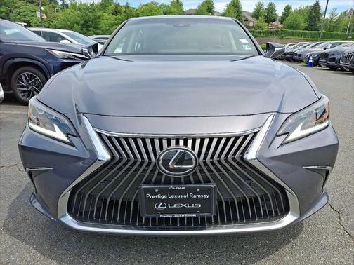 2021 Lexus ES 250 Base