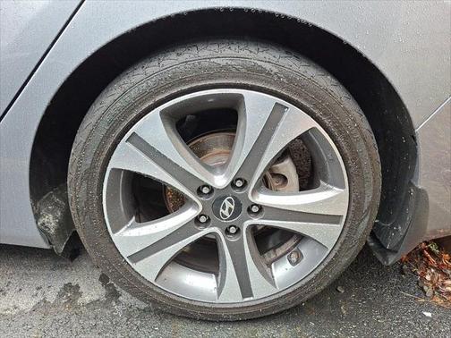 2015 Hyundai ELANTRA Sport