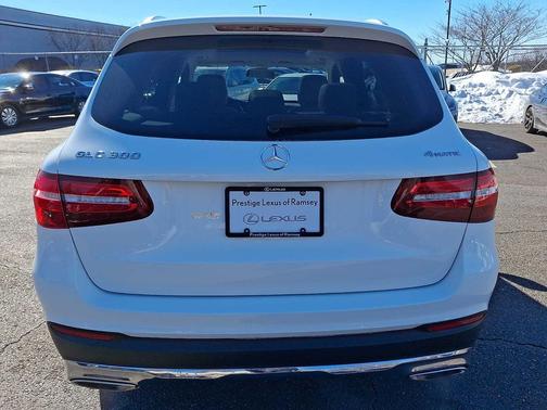 2019 Mercedes-Benz GLC 300 4MATIC
