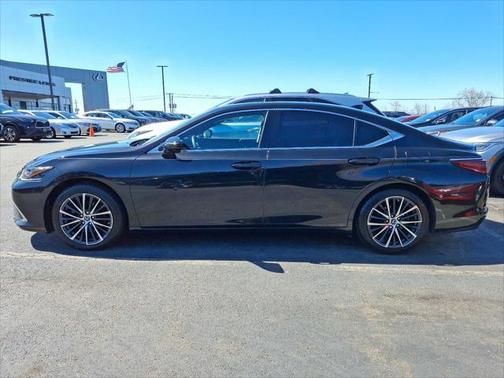 2022 Lexus ES 350 Base