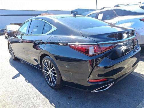 2022 Lexus ES 350 Base