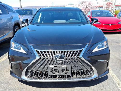 2022 Lexus ES 350 Base