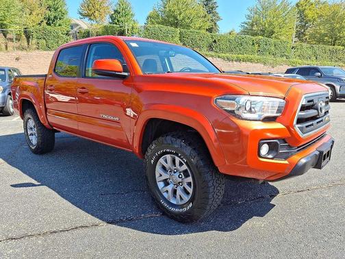 2016 Toyota Tacoma SR5