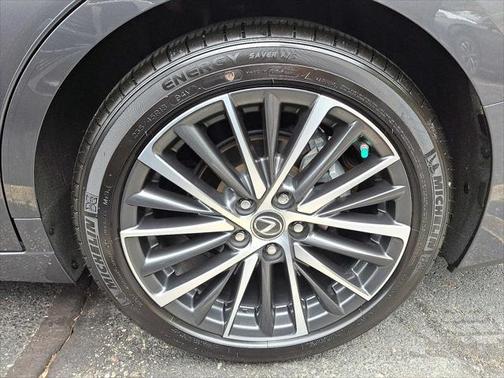 2023 Lexus ES 350 Base