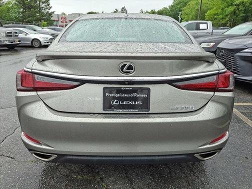 2020 Lexus ES 350 Base