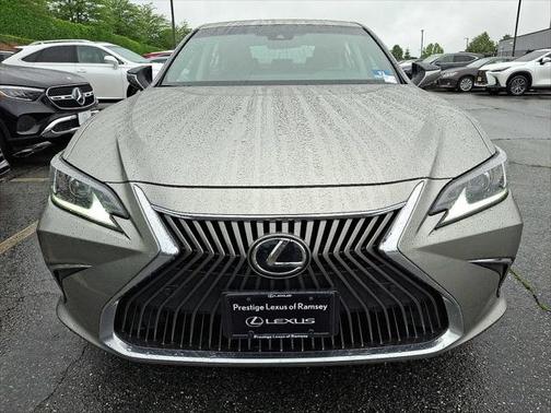 2020 Lexus ES 350 Base