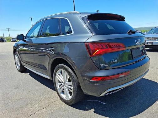 2018 Audi Q5 2.0T Premium Plus