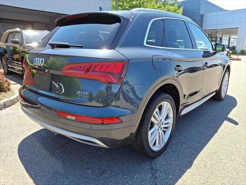 2018 Audi Q5 2.0T Premium Plus