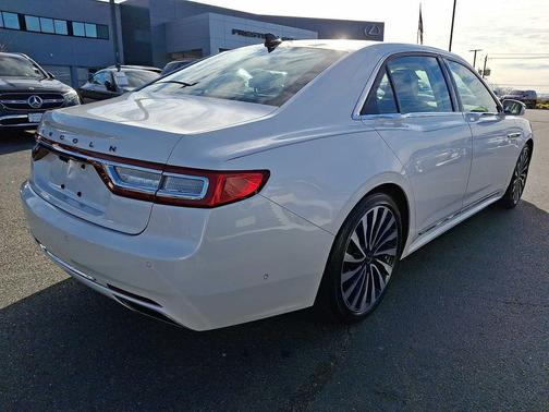 2018 Lincoln Continental Black Label